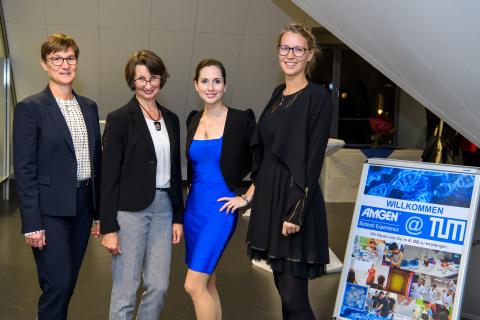 abetum-team.jpg Team